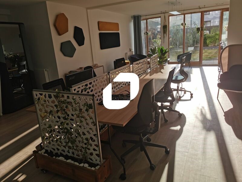 Immprove vous propose au pied du RER B, proche ce