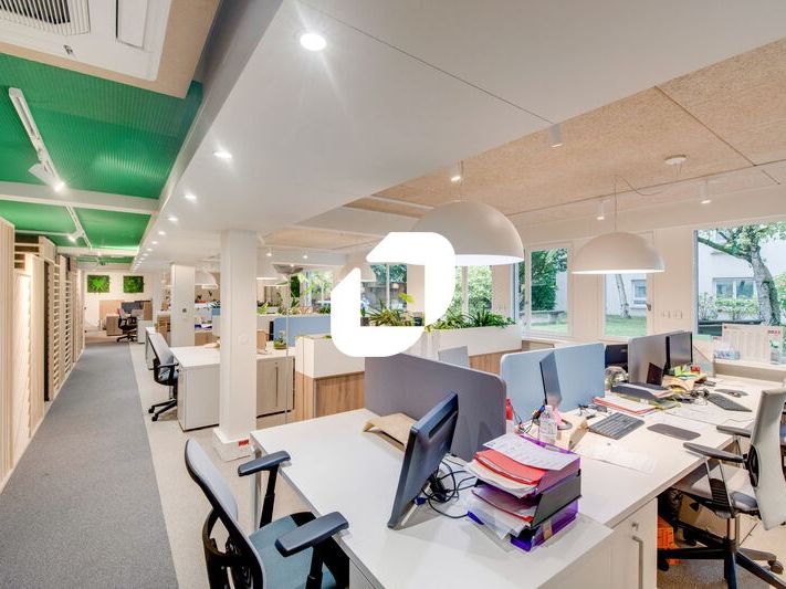 Bureaux à vendre  disposant d'un extérieur!  Immp
