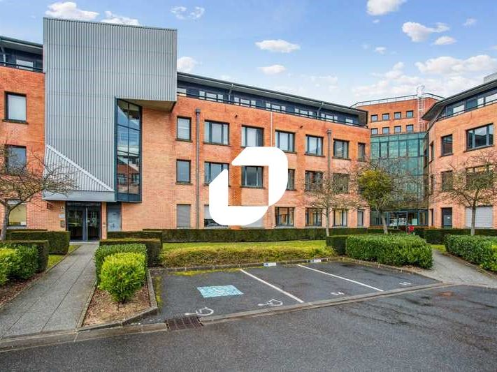 Bureaux à Vendre | 223 m² | Évry-Courcouronnes IM