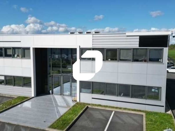 À proximité de la N20 à Égly, Immprove vous propo