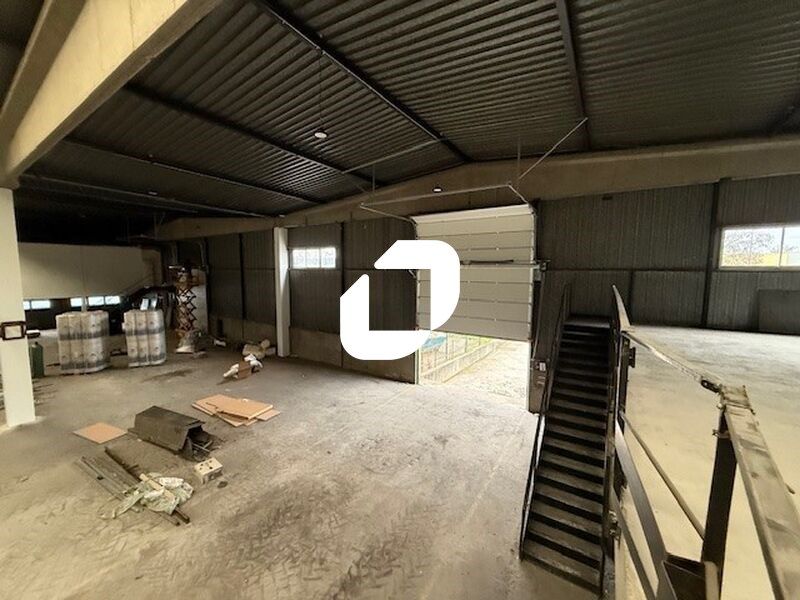 IMMPROVE propose à la location un bâtiment de 2 7