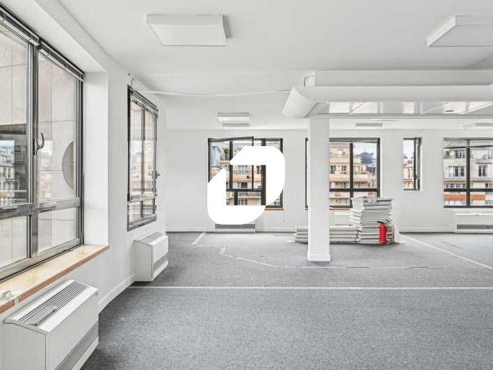 A proximité immédiate du métro, IMMPROVE vous pro