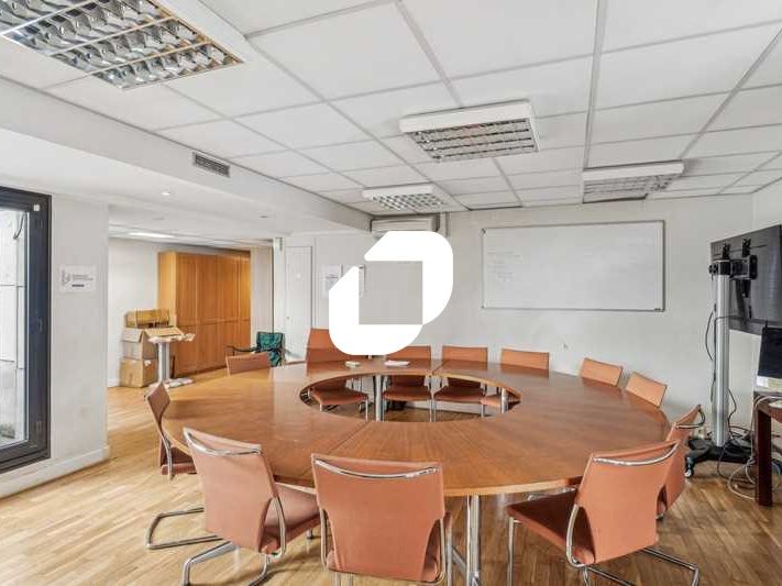 MMPROVE vous propose à l'acquisition un espace de