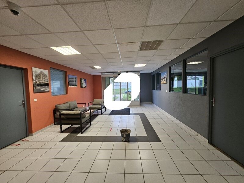 Dans une zone d'activités proche de Melun, IMMPRO