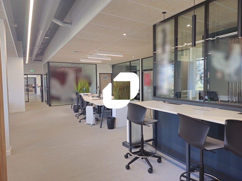 Situé dans le Parc Aérolians à Tremblay-en-France