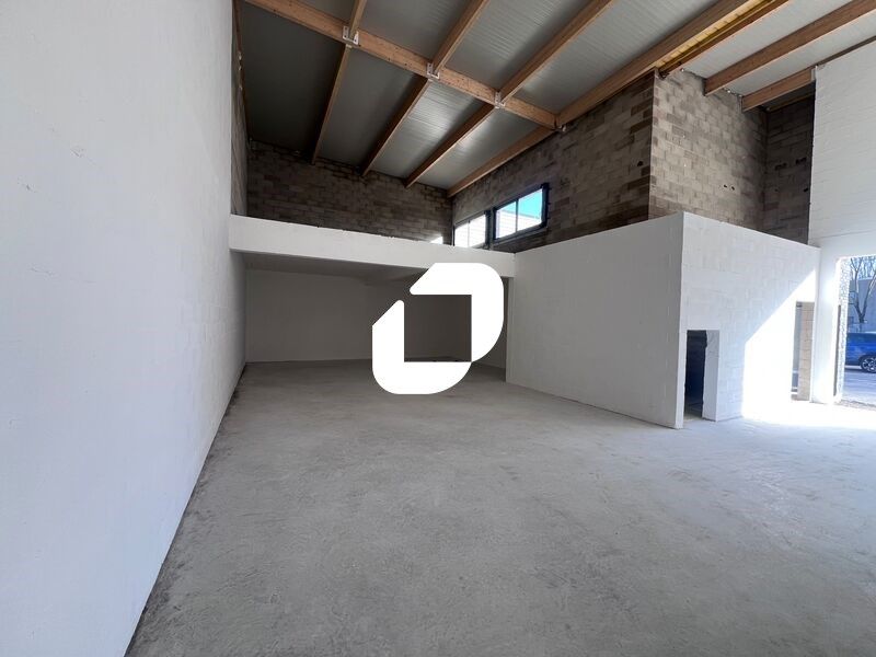 IMMPROVE vous présente à la location un local d'a