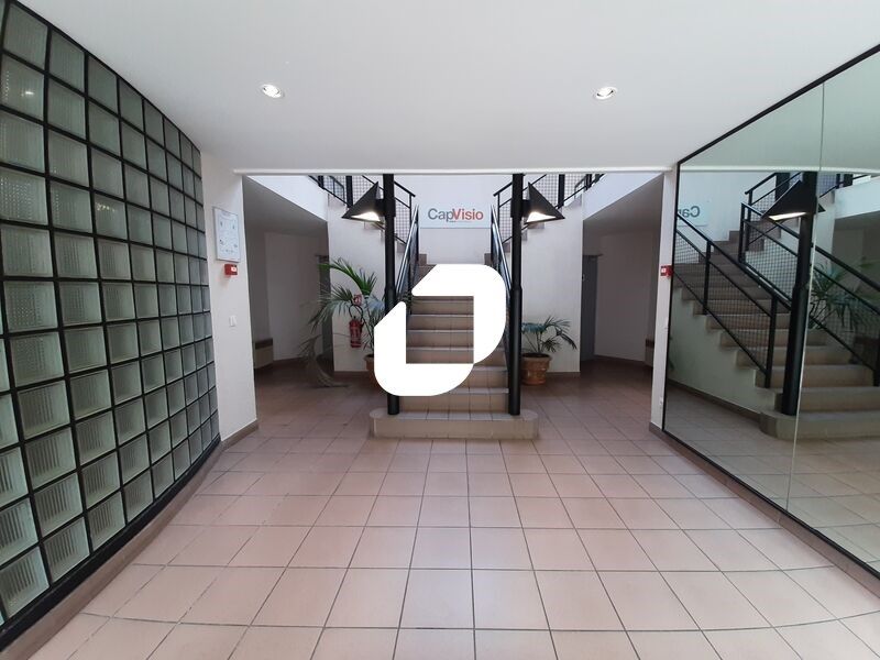 Immprove vous propose une surface de bureaux d'en