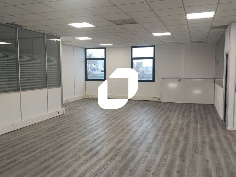 Zone de l'Europarc  - Situé à proximité de la sta