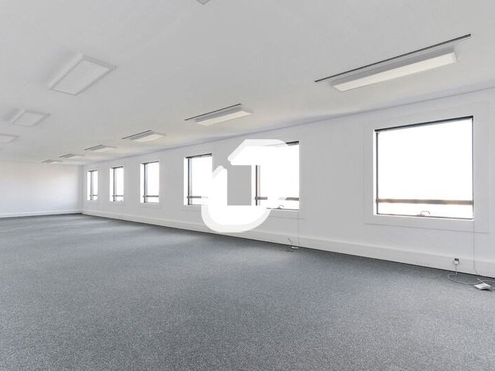 Idéalement située à proximité immédiate de l'auto