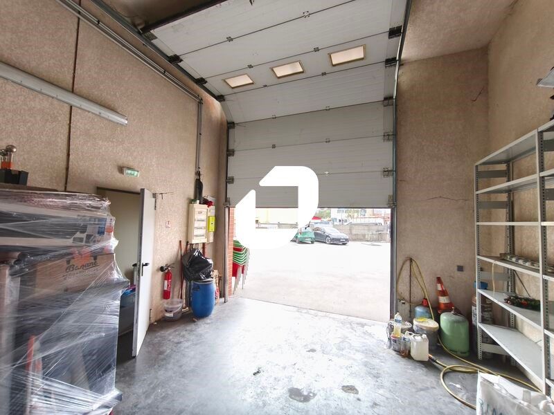 Découvrez une opportunité exceptionnelle à Neuill