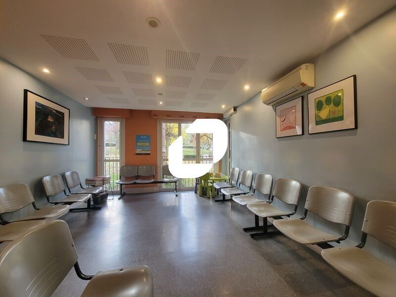 À vendre - Viry-Châtillon - Ancien cabinet médica