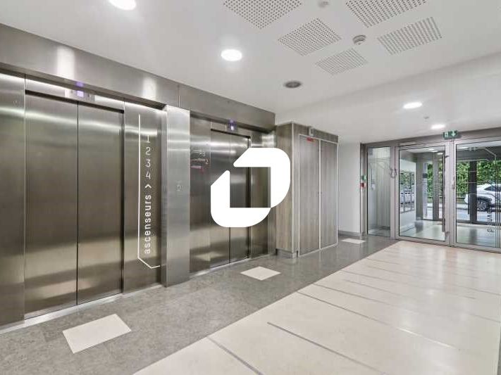 IMMPROVE vous propose 200m² de bureaux à vendre a