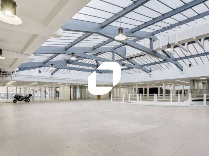 A proximité de la Rue du Commerce, Immprove vous 