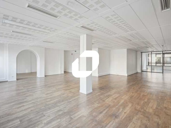 Au sein d'un immeuble de bon standing, Immprove v