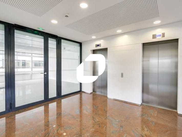 Au sein d'un immeuble de très bon standing qui a 