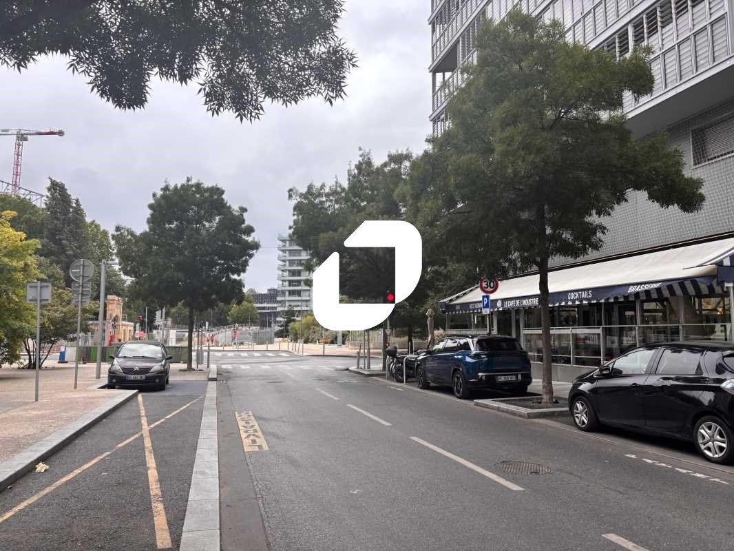 IMMPROVE vous propose un local commercial à louer