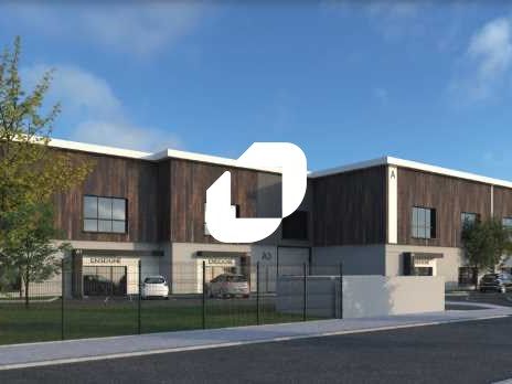 Situé à proximité de la Nationale 20 et de la Fra