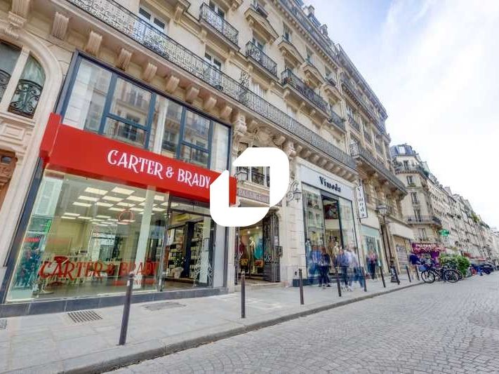 Immprove vous propose, un local commercial sur 2 