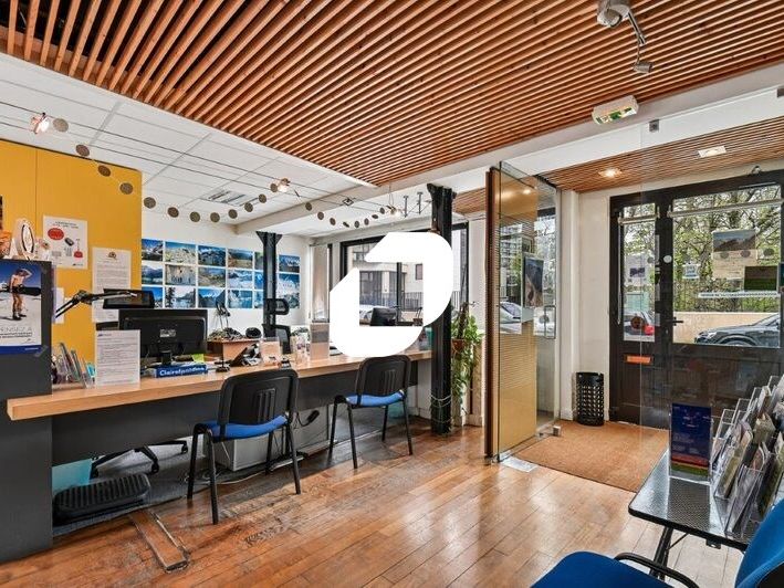 Au sein du quartier Montparnasse, à proximité de 