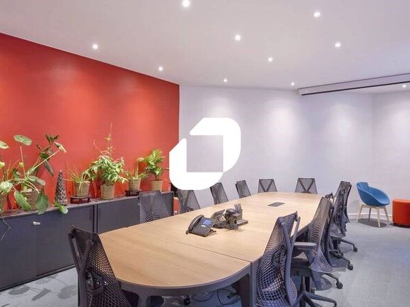 Duplex de 306m² répartis sur les étages 1 et 2 d'