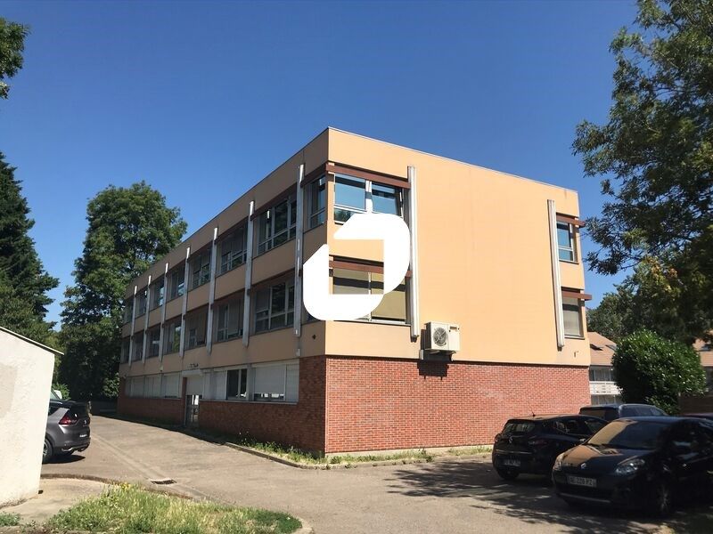 Venez découvrir une opportunité rare à Epinay-sur