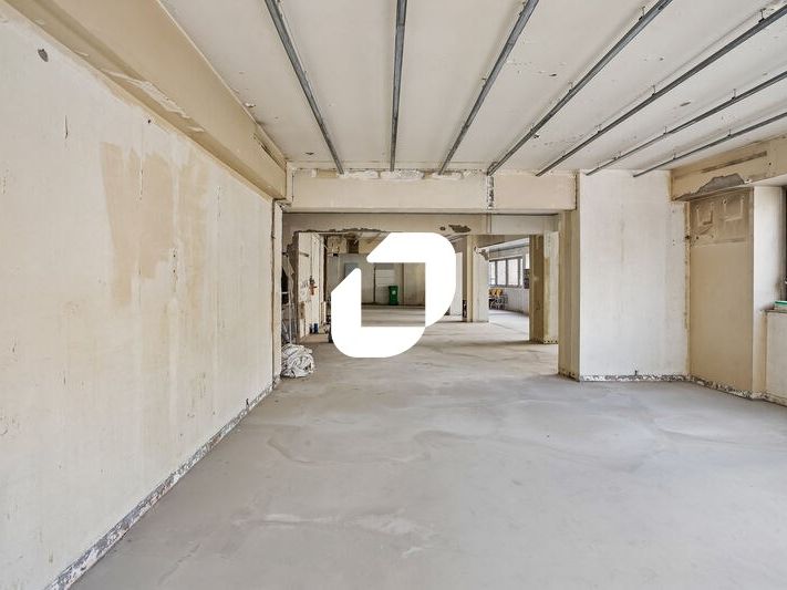 À proximité immédiate des Portes d'Ivry, de Chois