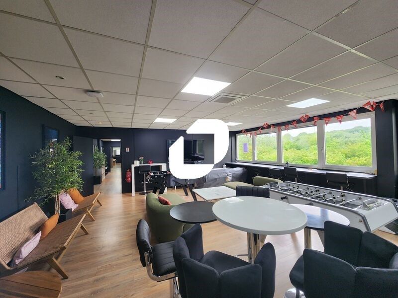 IMMPROVE vous propose un plateau de bureaux en ét