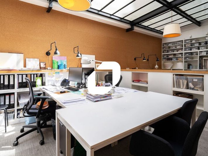 Immprove vous propose à la vente un plateau de bu