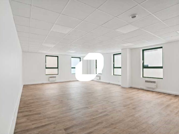 Bureaux/Activités à Louer | À partir de 170 m² | 