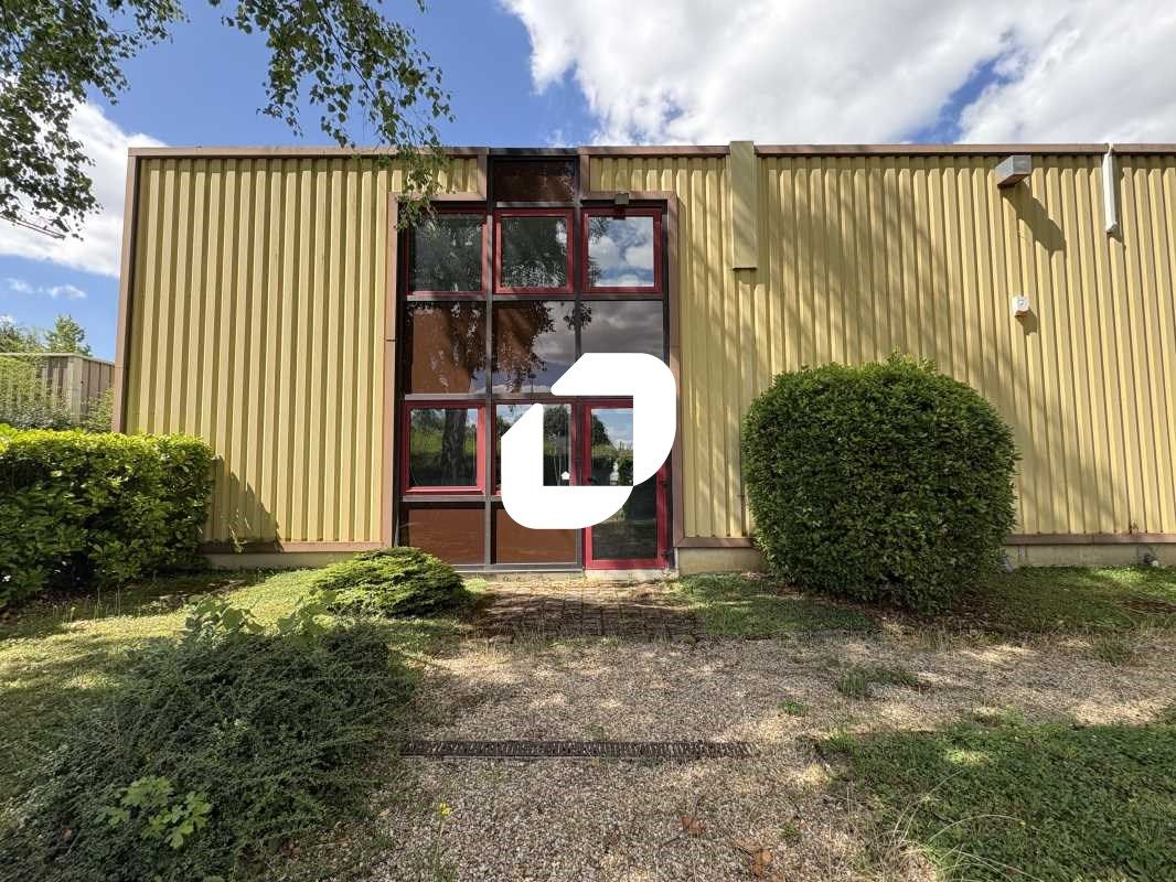 Au sein de la Zone d'activité de Gomberville à Ma