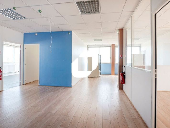 ZA TRAPPES-ELANCOURT - Immprove vous propose à l'
