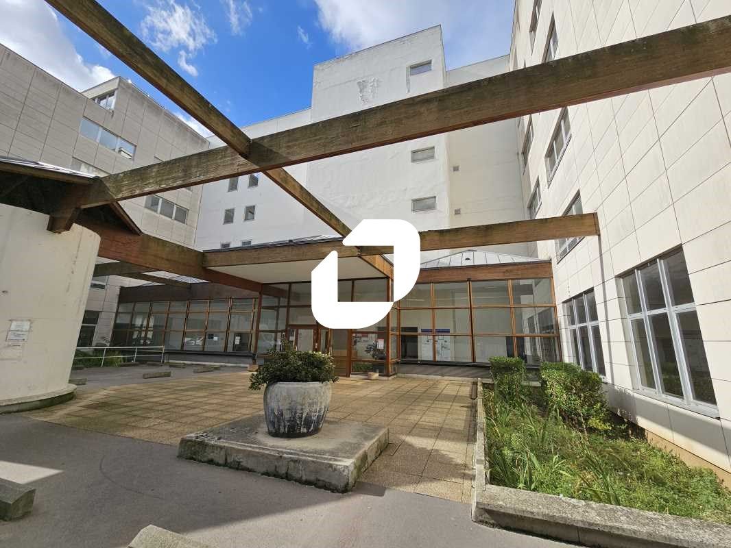 Au pied d'une zone commerciale dynamique à Garges