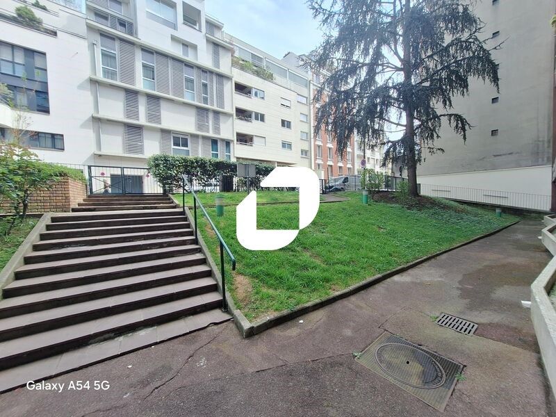 Idéal cabinet médical, kiné, ou pour un bureau ad