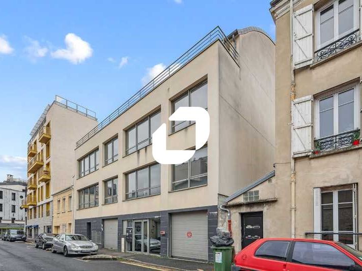Nous vous proposons dans un immeuble de bureaux a