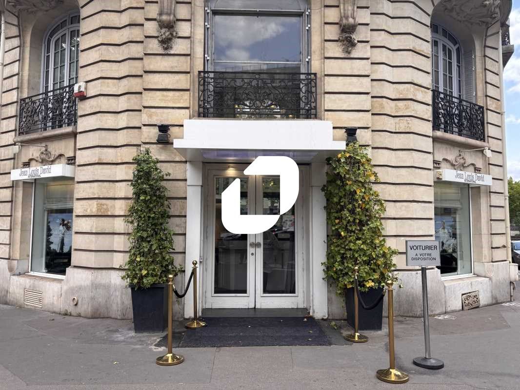 IMMPROVE vous propose un local à louer, à proximi