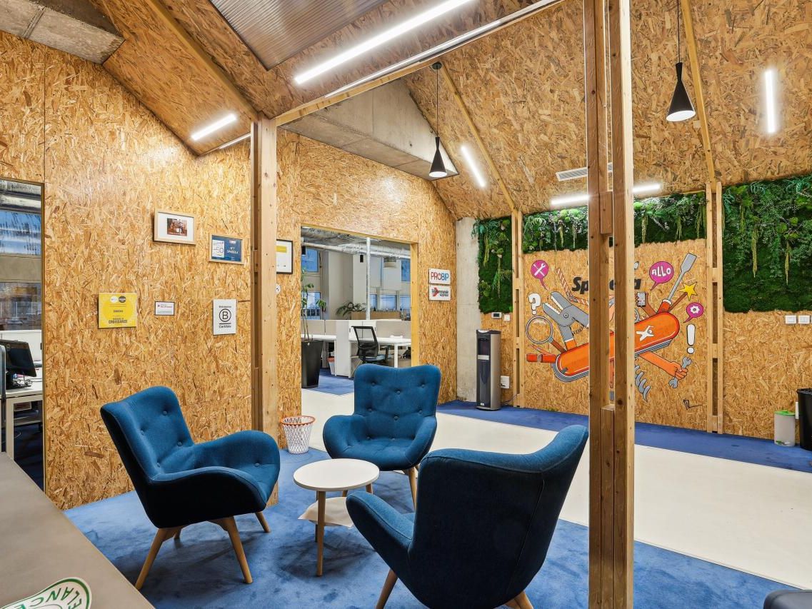 879 m² pour ce bureaux en vente à Montreuil