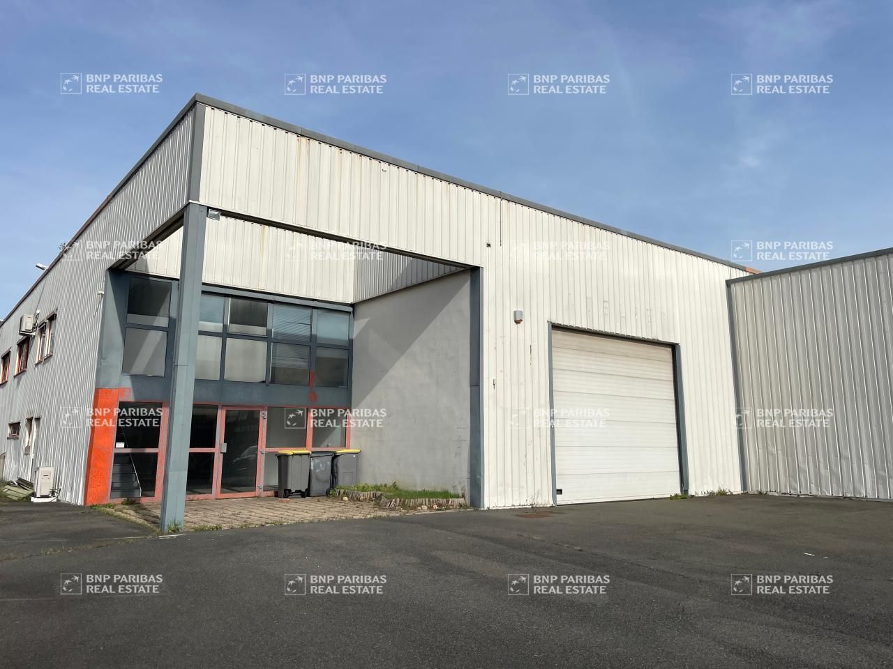 Vente Activité 1810 m² non divisibles 69380 Civrieux-d'azergues