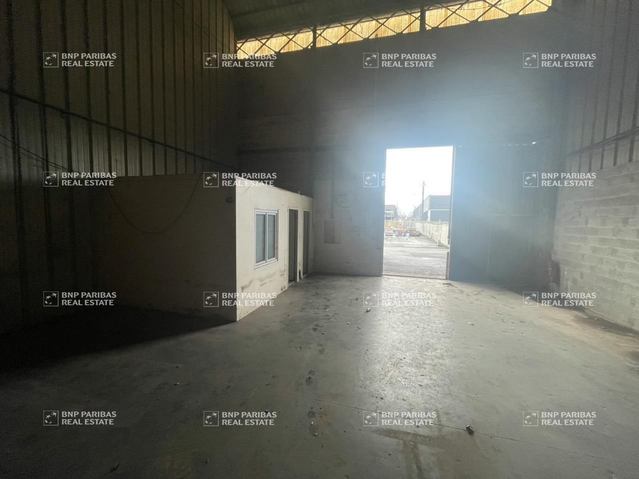 Location Activité 2486 m² divisibles 33300 Bordeaux