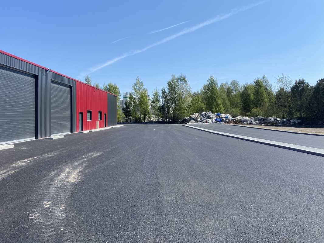 Au coeur de la zone d'activité de Labaury Baudan 