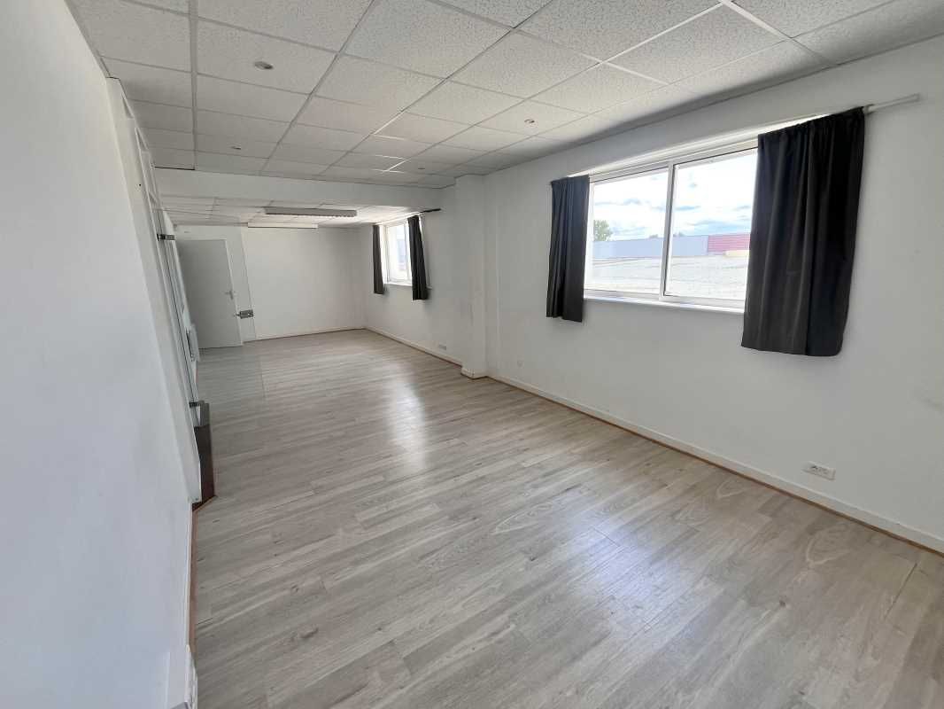 À BORDEAUX NORD, à proximité Stade de BORDEAUX MA