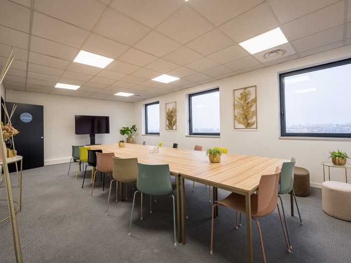 À Pessac en plein coeur de l'Europarc, FAIR-RE vo