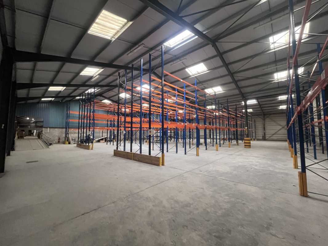 À CESTAS, situé au Sud de Bordeaux, accessible vi