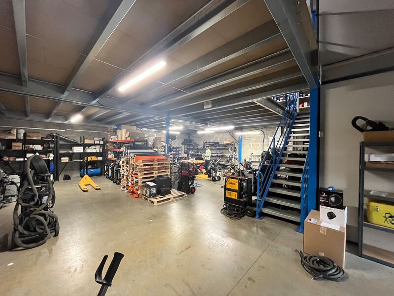 FAIR-RE vous propose à la location une cellule d'