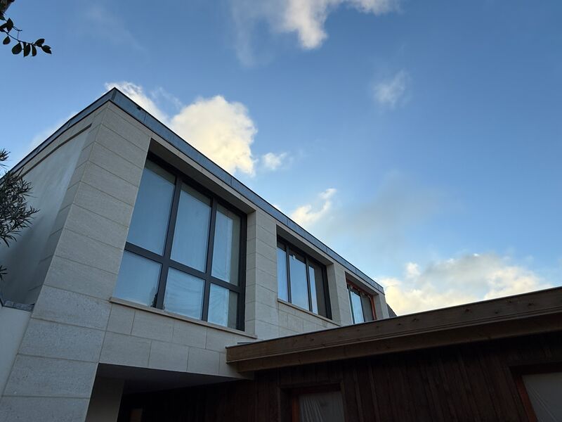 À BORDEAUX, à proximité de la Barrière de Toulous