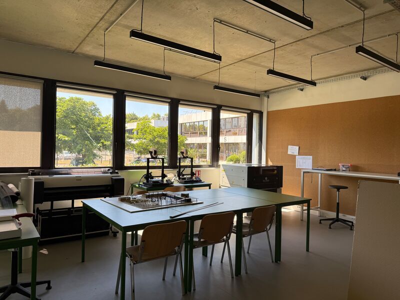 À BORDEAUX, sur le secteur de Bordeaux Lac, FAIR-