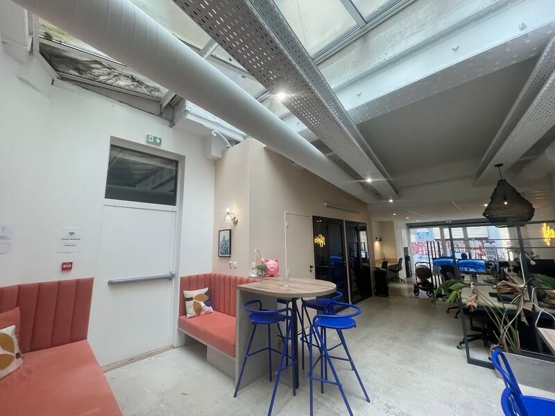 À BORDEAUX, à proximité du Cours d'Alsace-et-Lorr