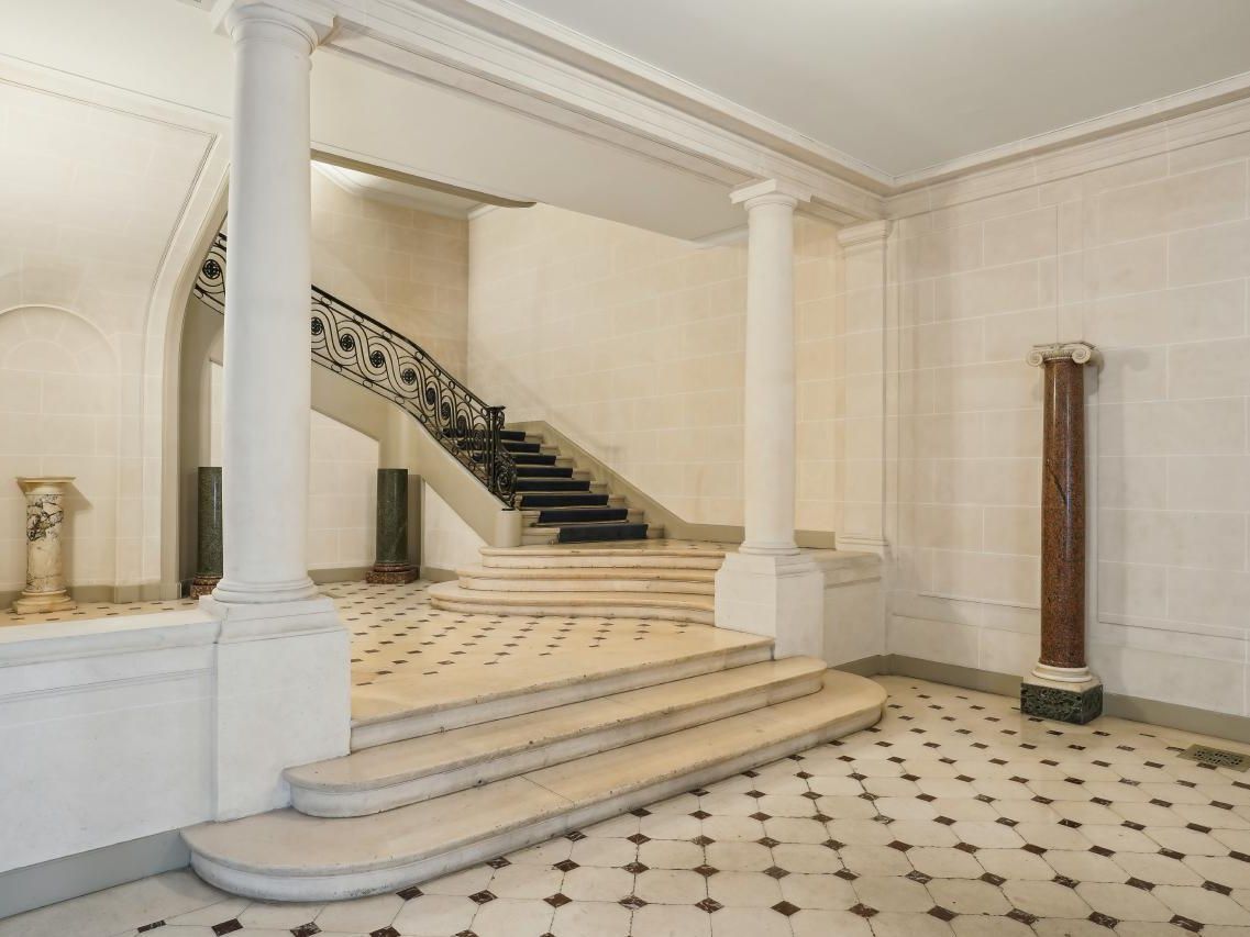 Location bureaux à Paris 75116