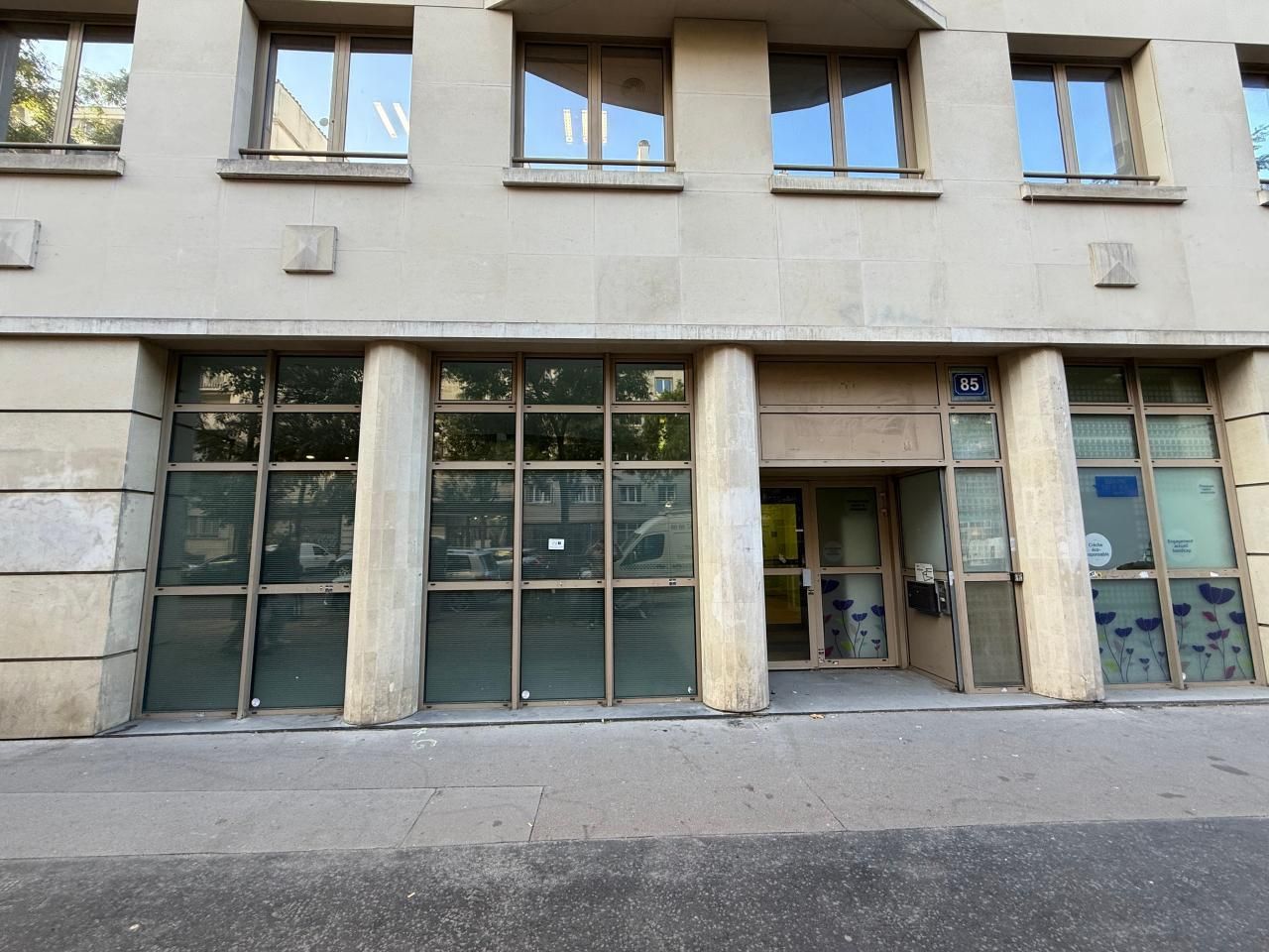 Location Bureaux 366 m² non divisibles 75011 Paris