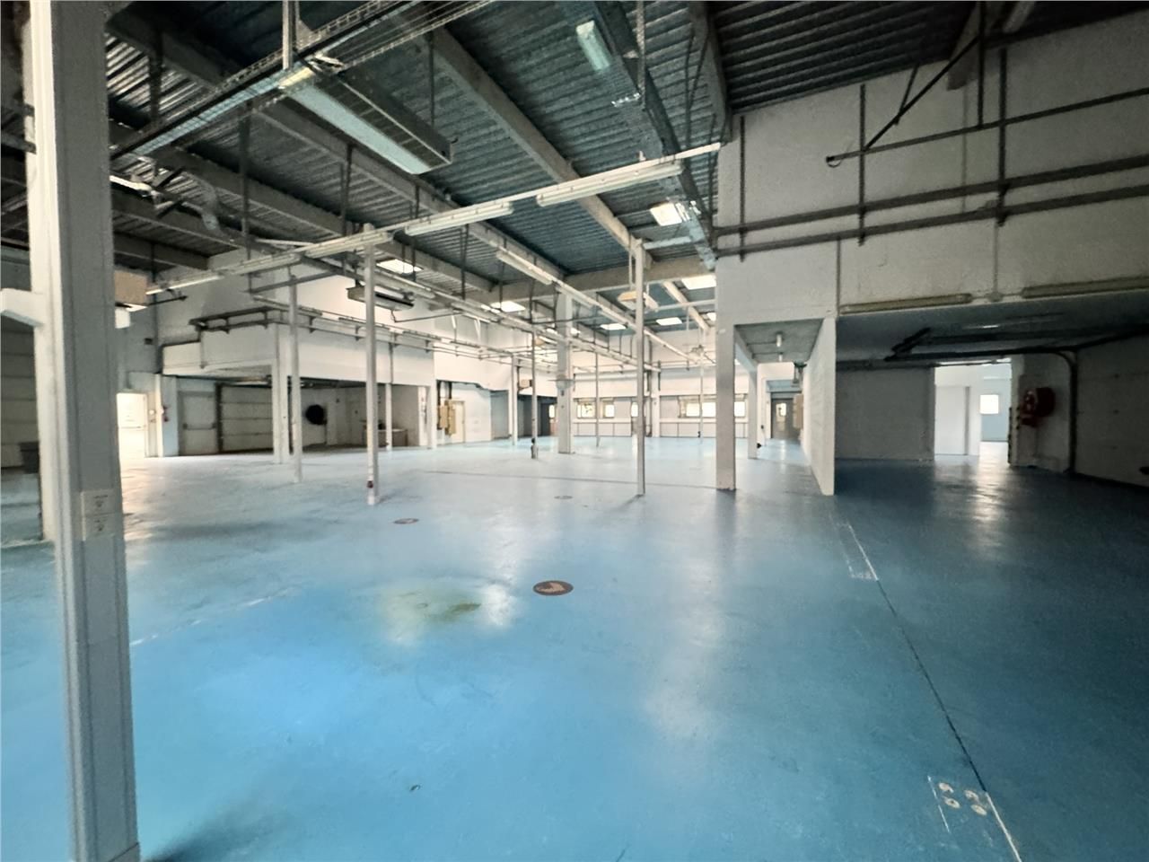 A quelques pas du Métro Mairie d'Ivry  (M7), CREN