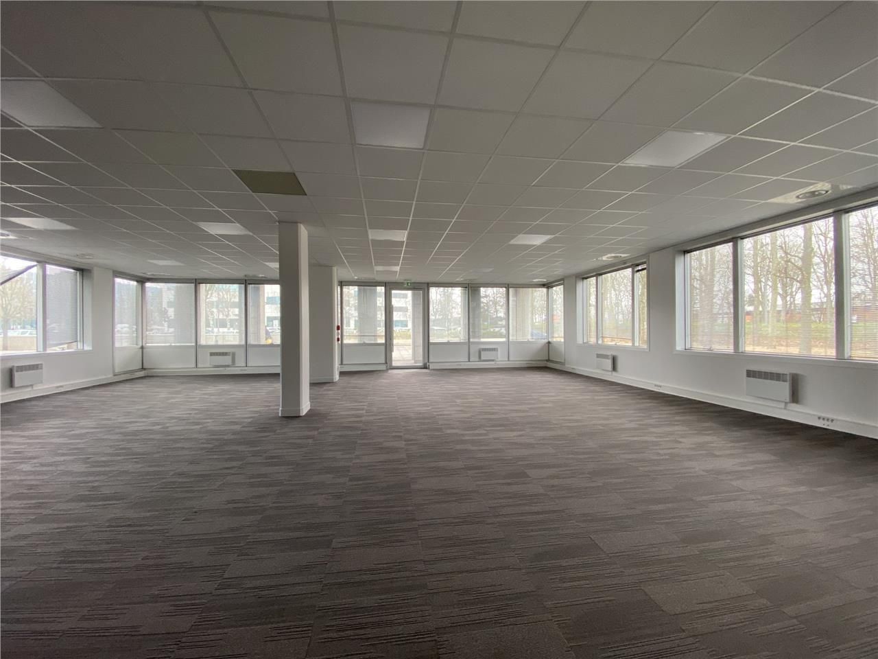 A 100 mètres du RER B Parc des Expositions, CRENO